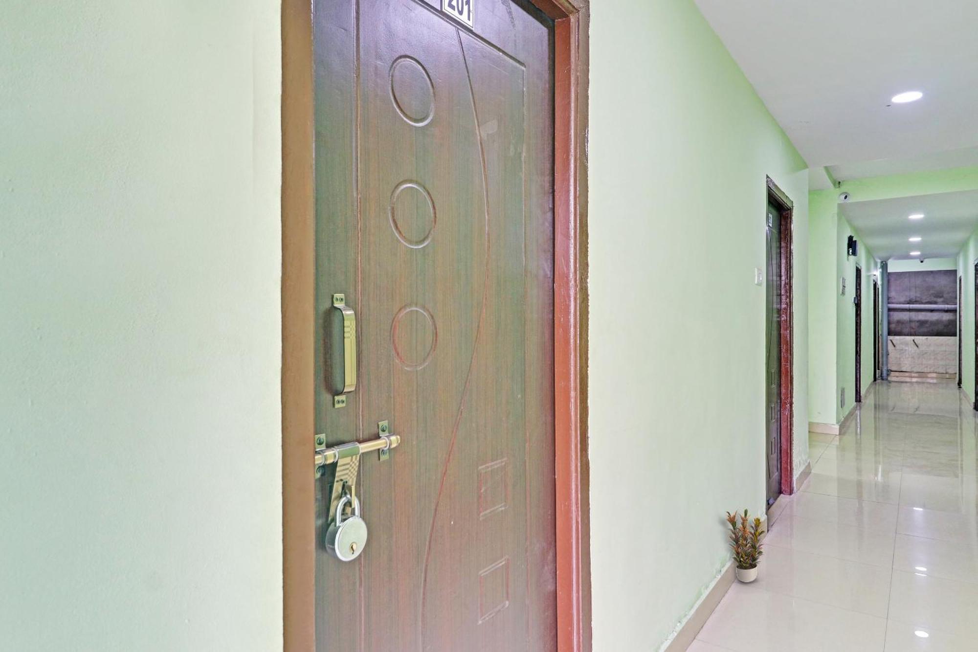 Hotel O Vasista Residency Hyderabad Ngoại thất bức ảnh